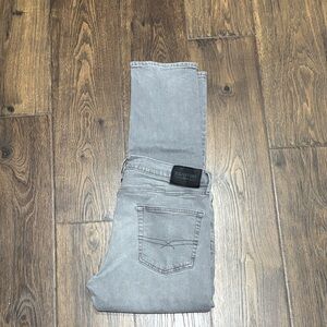 Levi's Light Gray Denim Jeans